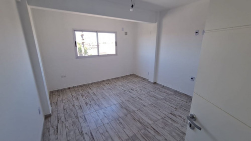 Imagen 5 de 13 de Venta De Departamento 3 Ambientes En Villa Luzuriaga