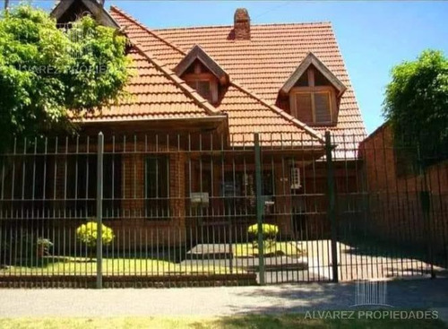 Imagen 1 de 12 de Casa - Castelar Sur