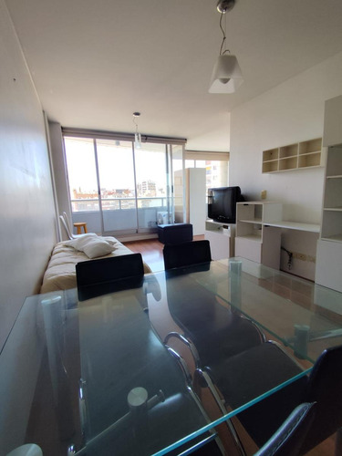 Amplio Monoambiente En Alquiler Con Balcon Y Amenities, Colegiales. E-furio.