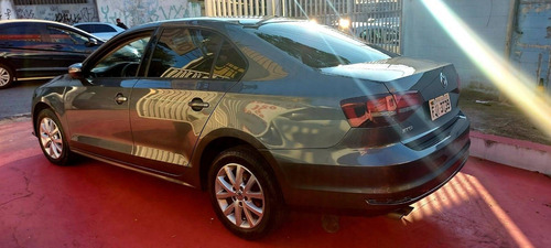 Imagem 2 de 9 de Volkswagen Jetta 2.0 Trendline Flex 4p Tiptronic