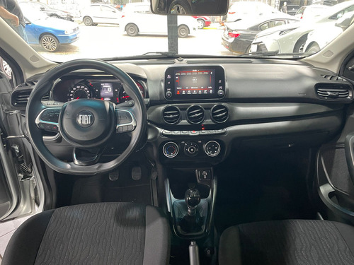 Fiat Cronos 1.3 Drive Flex 4p