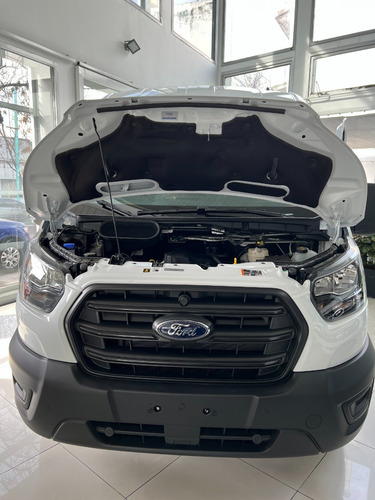 Imagen 4 de 16 de Ford Transit Furgon Medio