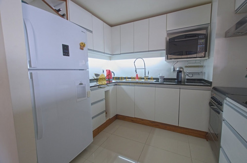 Apartamento En Venta - Pinares- Ref: 3878