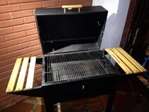 Comprar Parrillera Asador A Carbón Con Bandejas Laterales Charbroil