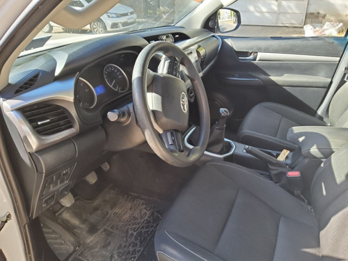 Toyota Hilux 2.8 Cd Sr 177cv 4x4 2018