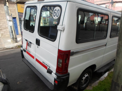Imagen 4 de 8 de Peugeot Boxer 2.8 Td Minibús Con Aire