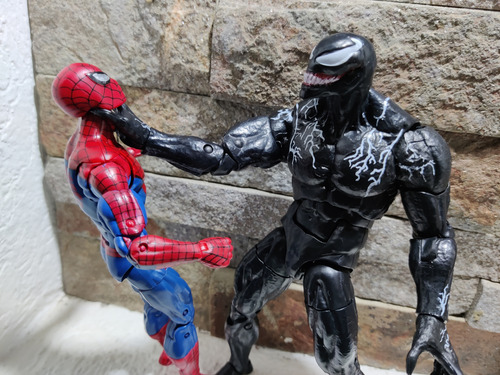 Figura Venom Let There Be Carnage (Usado)