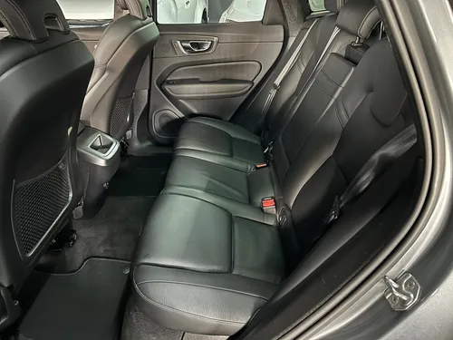 Volvo XC60 2.0 T5 Awd Momentum BLINDADA II