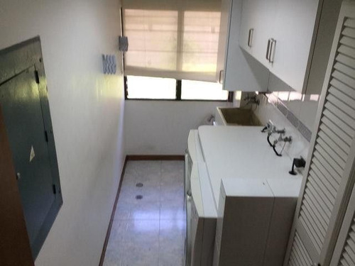 Venta Exclusivo Apartamento , Los Campitos, Vista Al Avila, 4 Puestos De Estacionamiento #25-16385 Np