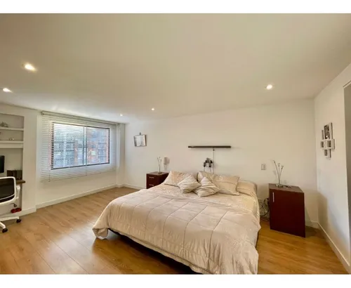 Vendo Santa Paula 200m2 3hab 4°piso Ext 2balcones Cbs 3parq