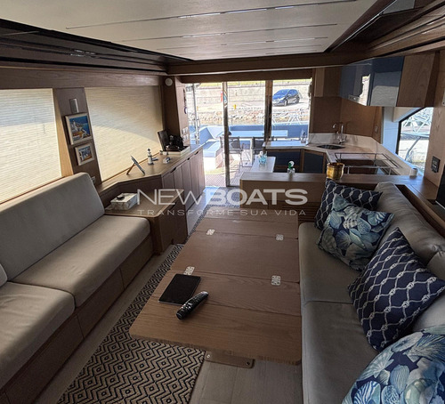 Intermarine 62 Ñ Azimut Schaefer Ferretti Princess