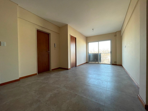 Imagen 5 de 7 de Venta Departamento 2 Ambientes Con Balcón Frances Castelar
