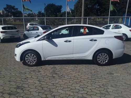 Imagem 8 de 9 de Hyundai Hb20s 1.0 Unique 12v Flex 4p Manual