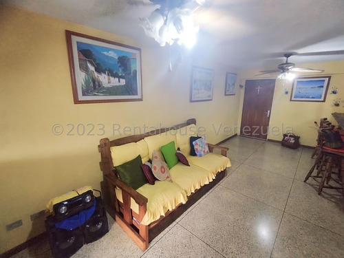 Apartamento En Venta En Parroquia Altagracia