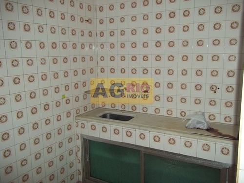 Casa De Rua-locação-oswaldo Cruz-rio De Janeiro - Vv2057