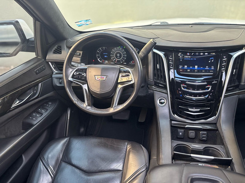 Cadillac Escalade 6.2 Plinum 4x4 At