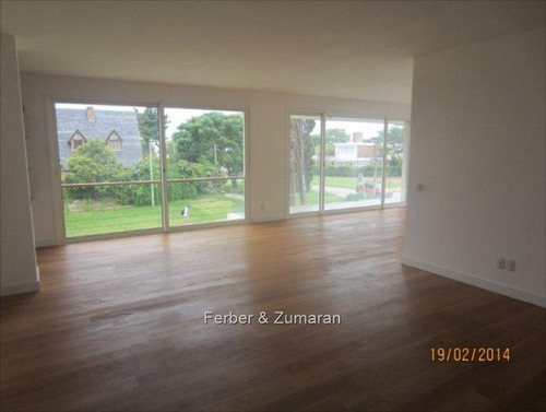 Penthouse, Carrasco Sur, 3 Dormitorios + Servicio