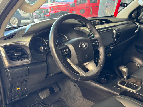 Toyota Hilux 2.8 Tdi Srv Cab. Dupla 4x4 Aut. 4p