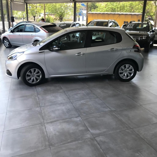 Peugeot 208 1.2 Active 2018 Flex / 208 Active 2018