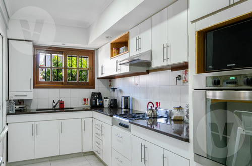 Casa En Venta - Lomas De Zamora, Caseros Al 1700