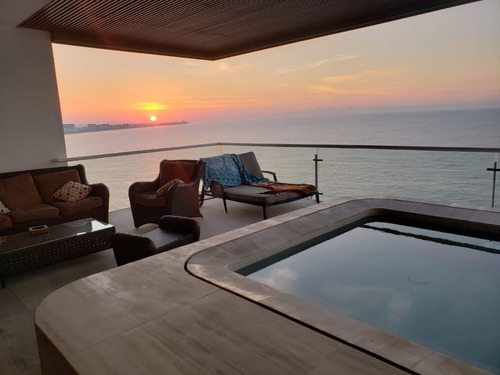 Espectacular Departamento En Los Riscos Acapulco