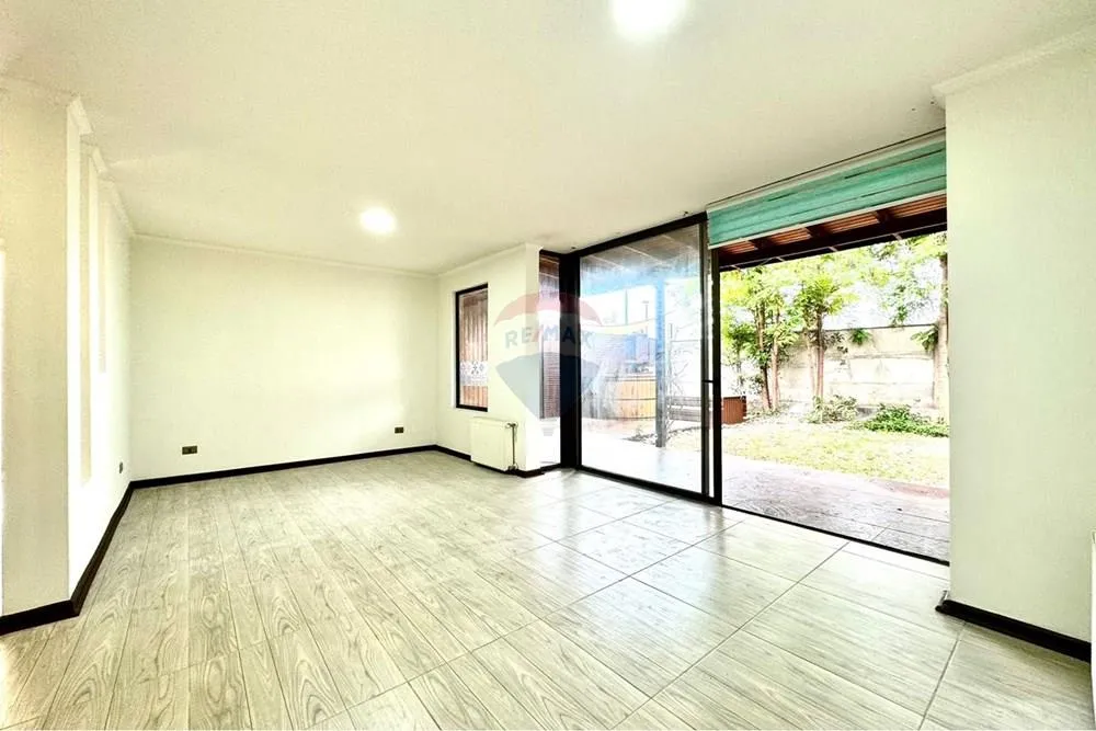 Imagen 2 de 30 de Casa En Venta, 3d, 3b, 2e, Peñalolen