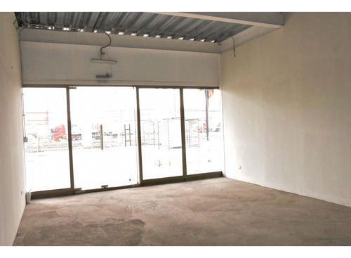 Arriendo Local Comercial 70.22 M2,  Valle Grande, Lampa