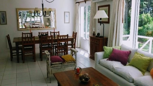 Apartamento En Venta De 2 Dormitorios En Playa Brava