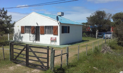 Dos Casas En Un Solo Padrón En Punta Del Diablo 