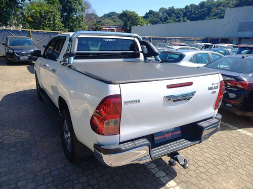 Toyota Hilux 2.7 SR 4X2 CD 16V FLEX 4P AUTOMÁTICO