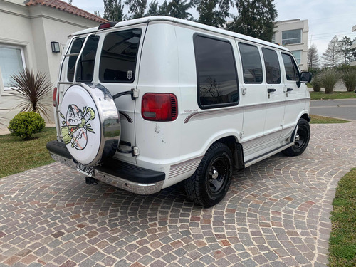 Ram Van Ejecutiva 1997 V6 Aut 44504904