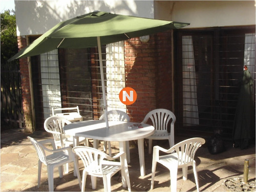Casa En Venta Y Alquiler, Rincón Del Indio, Punta Del Este, 4 Dormitorios.- Ref: 205253