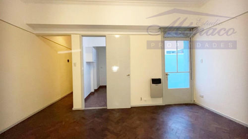 Imagen 13 de 30 de Impecable 2 Ambientes Con Patio Y Cocina Independiente!