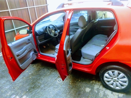 Imagem 11 de 14 de Volkswagen Fox 2005 1.0 City Total Flex 5p