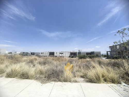 Terreno Plano En Venta En La Espiga, Querétaro.