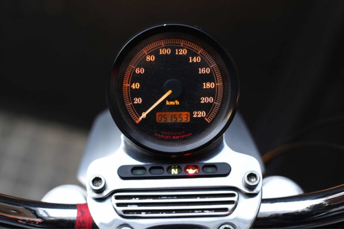 Imagem 4 de 6 de Harley Davidson 883 Hugger