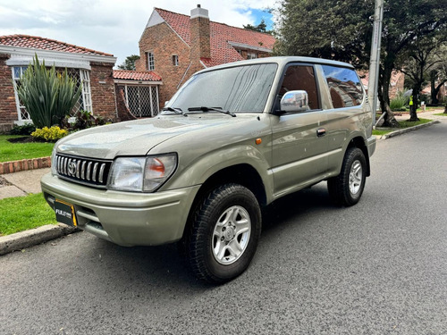 Toyota Prado 2.7 Sumo