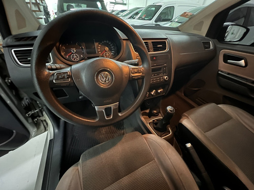 Imagen 13 de 17 de Volkswagen Suran 1.6 L 5d Manual 2012 Usado 1er Dueño