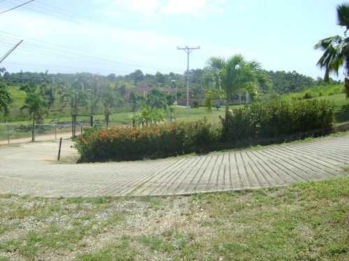 Imagen 2 de 13 de Terreno En Venta Via Sotillo Colinas De Ibiza Higuerote Riv#5548