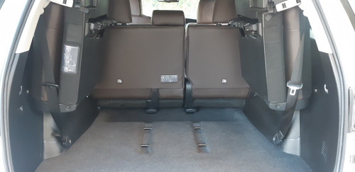 Imagen 5 de 11 de Toyota Sw4 2.8 Srx 177cv 4x4 7as At