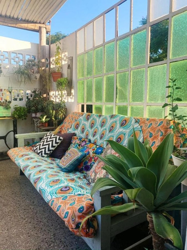 Imagen 2 de 15 de Ph Unico! Con Terraza! Actualizado Con Mucha Onda! De 1 Dormitorio San Isidro
