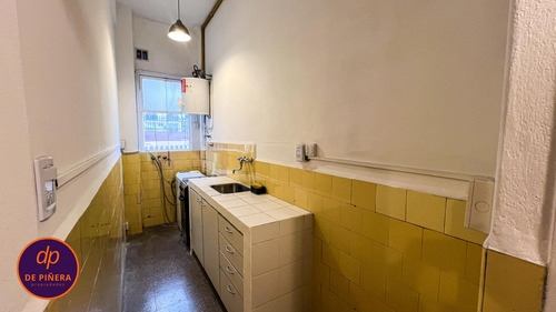 Cómodo Departamento De 2 Ambientes En San Telmo Semi-amoblado