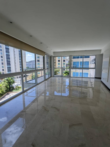 Imagen 6 de 20 de En Alquiler Bello Apartamento Las Mesetas 210 M2