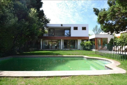 Colindante Con Vista Y Acceso Al Sport Frances