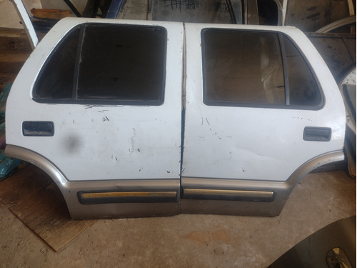 Puertas Traseras De Chevrolet Blazer 