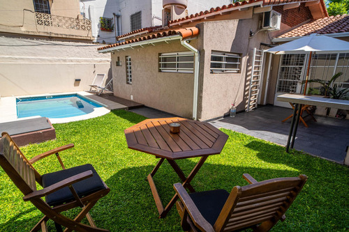 Casa En Excelente Ubicación En Banfield Este