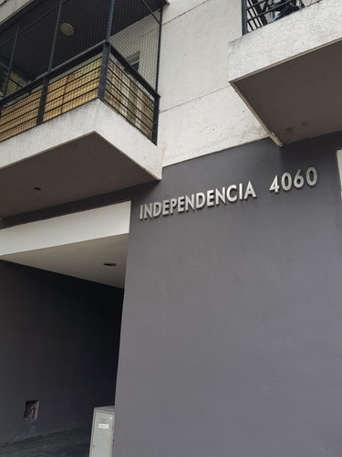 Imagen 11 de 11 de Departamento 1 Ambiente Con Cochera Contrafrente Baño Completo Balcon