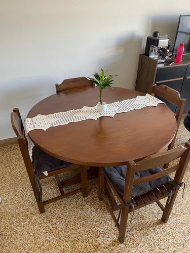 Juego Se Comedor En Madera Con 6 Sillas