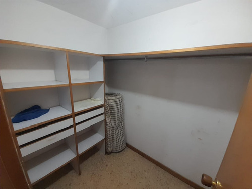 Imagen 10 de 22 de Apartamento En Venta En Medellín Sector Castropol