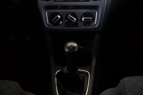 Imagen 22 de 25 de Volkswagen Fox 2013 1.6 5p Confortline Gnc Mz
